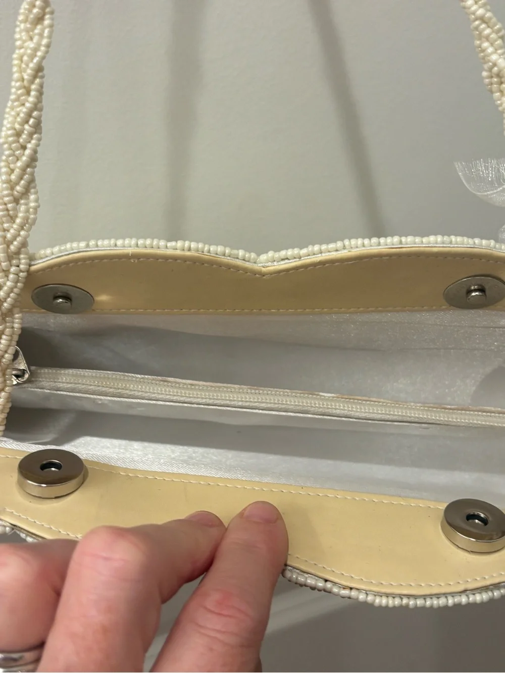 NWT Gorgeous Hand-Beaded art deco Ivory Evening Shoulder Bag